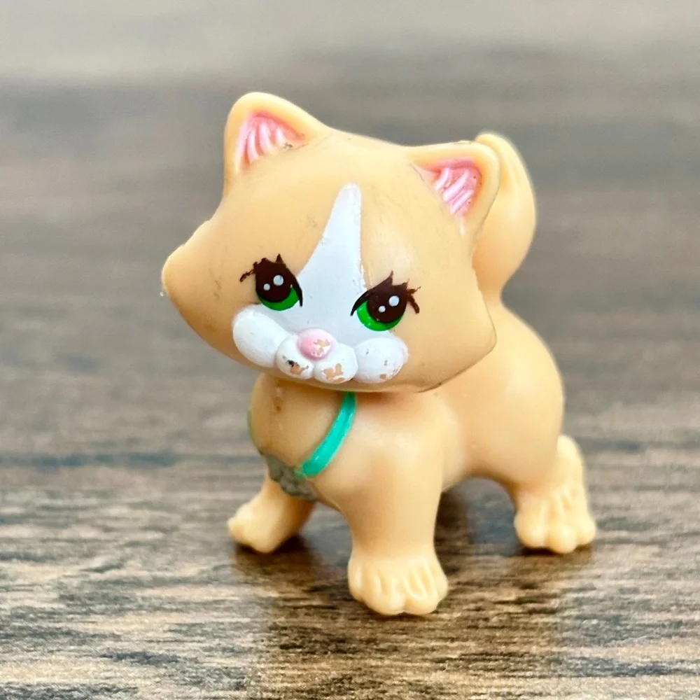 VINTAGE Kenner Littlest Pet Shop Cutesy Kitten Tan Orange Cream Toy 1992 LPS